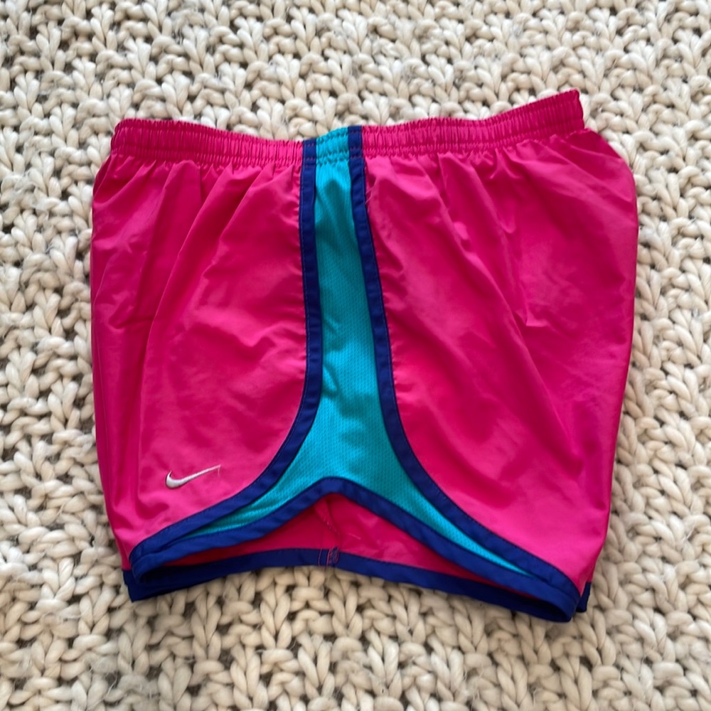 Nike Tempo shorts, XS pink/turquoise.